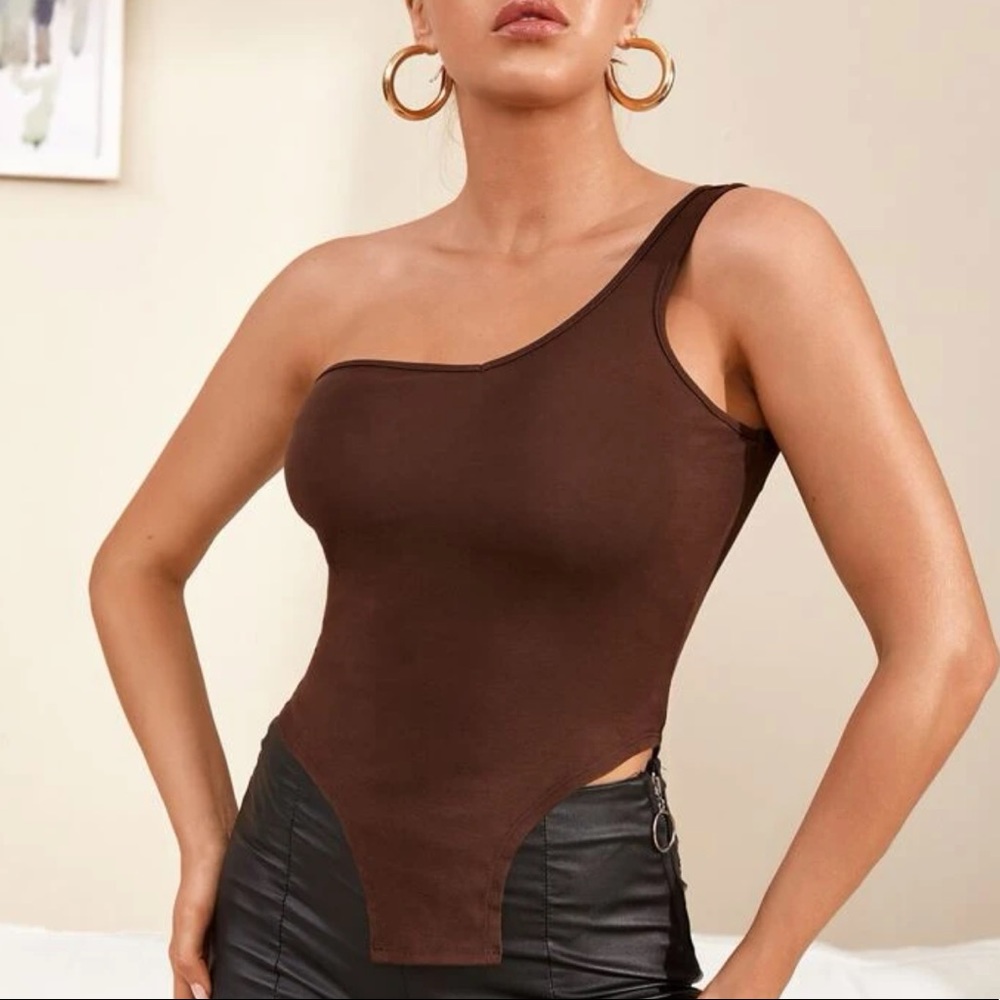One Shoulder Asymmetrical Hem Top